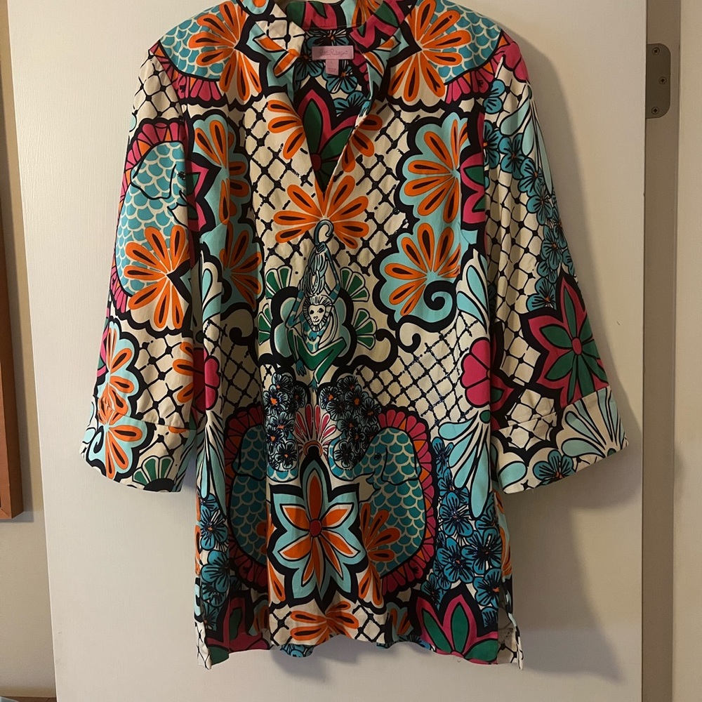 Gorgeous blue, orange and navy Lilly Pulitzer tunic